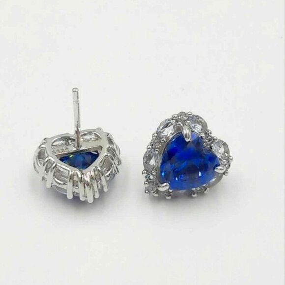 5 carat Blue Sapphire Light Blue Spinel Heart Cut Luxury Stud Earrings - Picture 6 of 10
